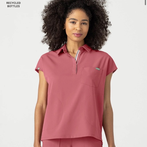 Mediclo collared scrub top - Picture 3 of 3